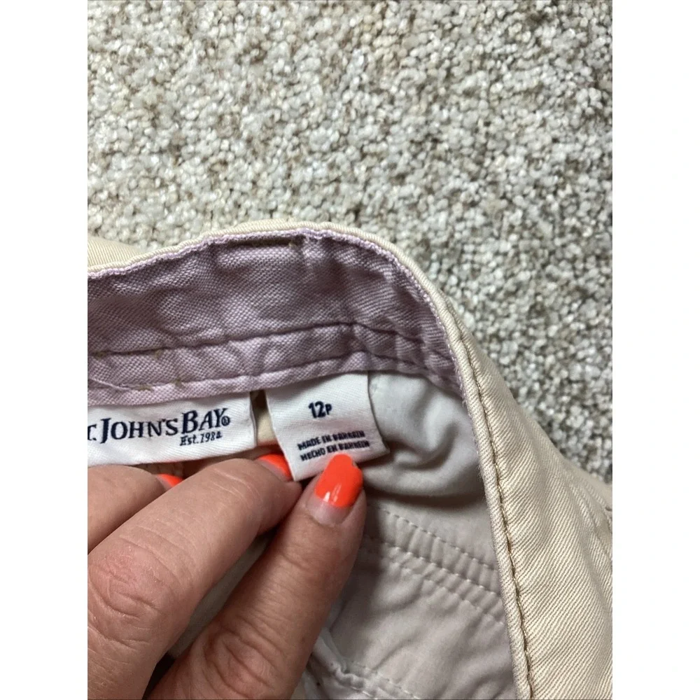 St John's Bay Women Capri Beige Pant Size 12 Petite